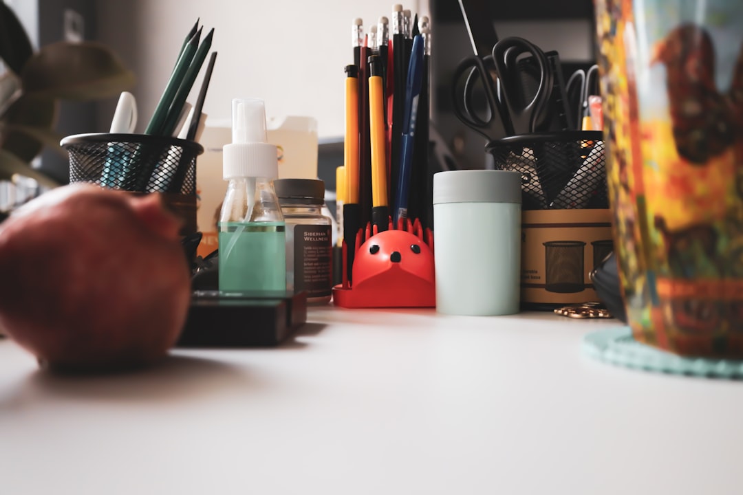 DIY Prosjekter: Slik Gjør Du Det Selv på En Effektiv Måte
